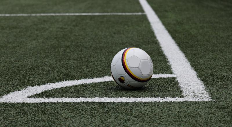 Voetbal (Foto: Pixabay / NoName_13)