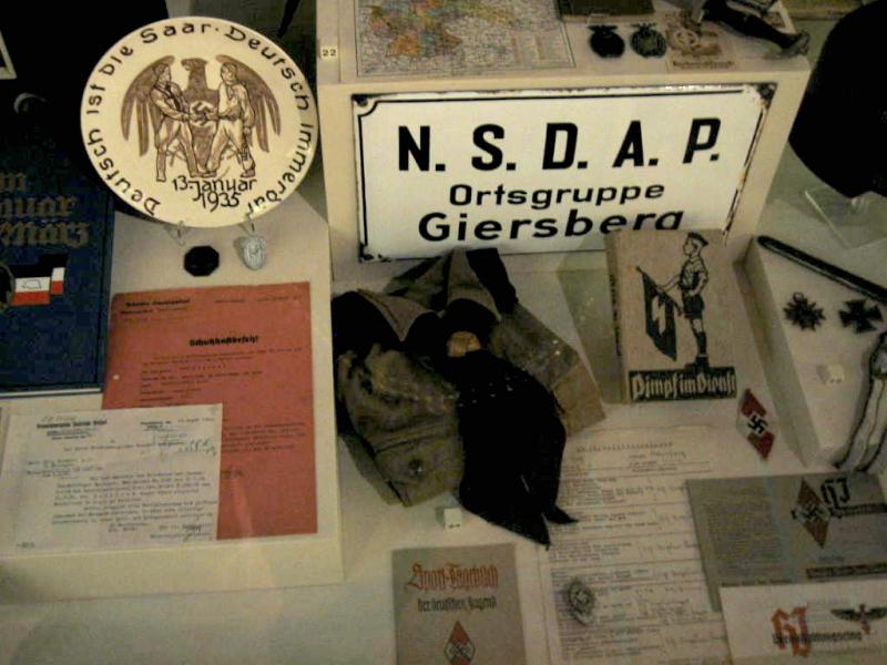 Propaganda materiaal 'des Dritten Reiches' (@Chris Sobczak-Wikimedia- CC BY 2.0)