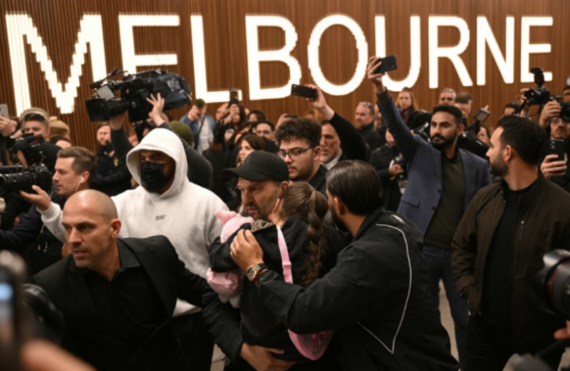 IS bruid komt aan in Melbourne