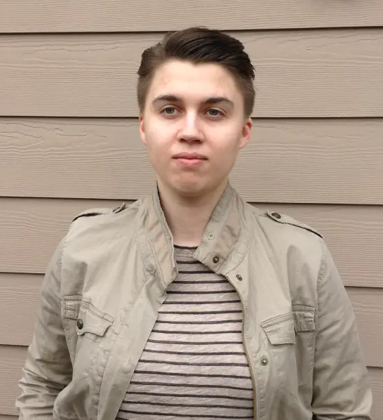 Camille Kiefel detransitioneert na aandringen op borstamputatie door gendercare (foto: Camille Kiefel)