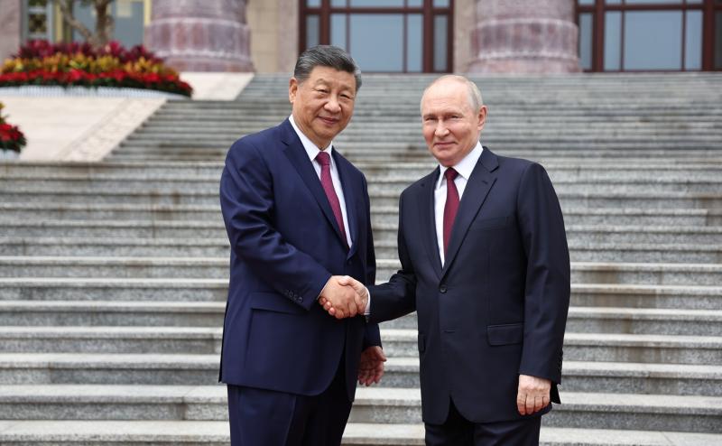 Xi en Poetin mei 2026 (@www.kremlin.ru - https://creativecommons.org/licenses/by/4.0/) 