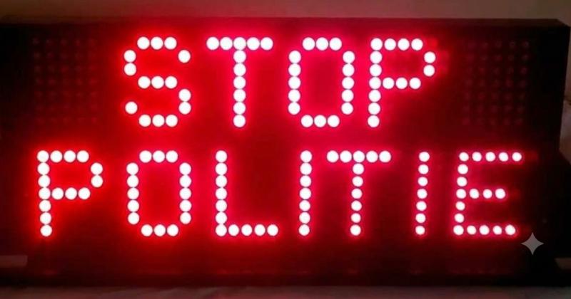 Stop politie! (@Gemini-AI-impressie) 