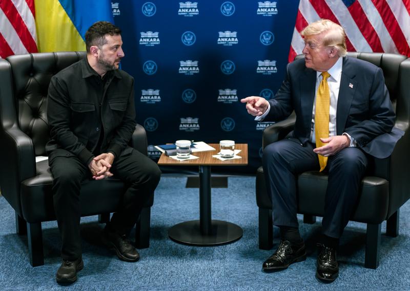 Zelensky en Trump tijdens NAVO-top Ankara 2026 (@TheWhiteHouse) 