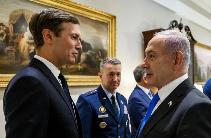 Kushner in gesprek met Netanyahu in het Witte Huis (@TheWhiteHouse) 