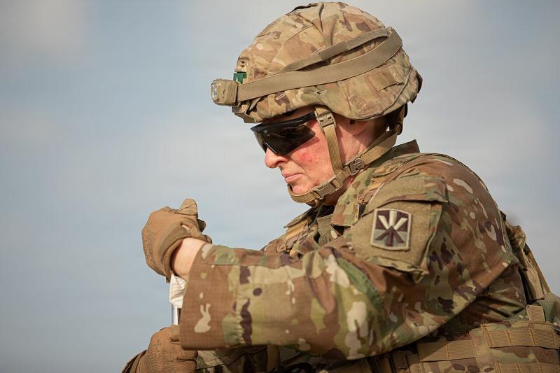 Amerikaanse militair tijdens operatie Epic Fury (@United States Department of Defense)