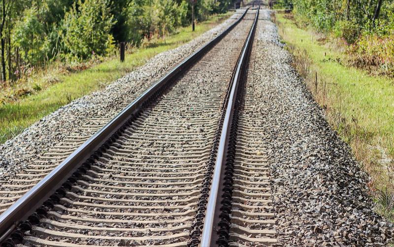 Spoorrails (@Pixabay) 